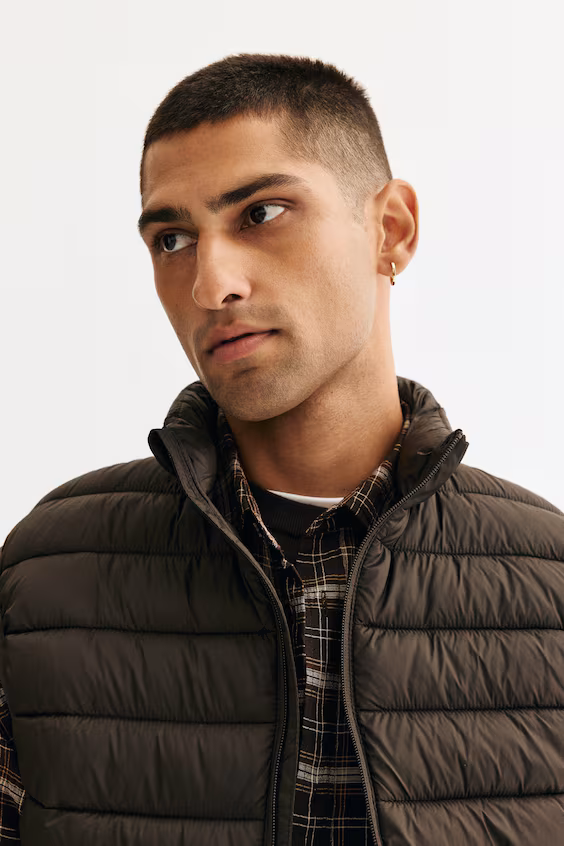 Слегка прилегающий водоотталкивающий подушечный жилет