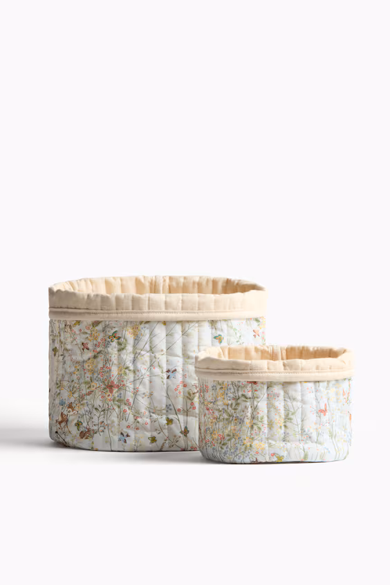 Маленькая корзина для хранения в стеганом материале