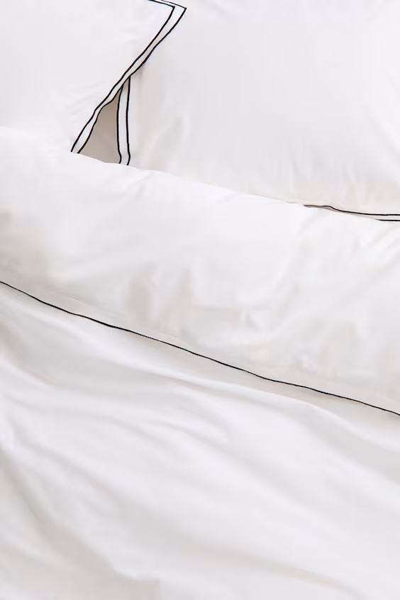 Набор одеяла на двуспальную кровать