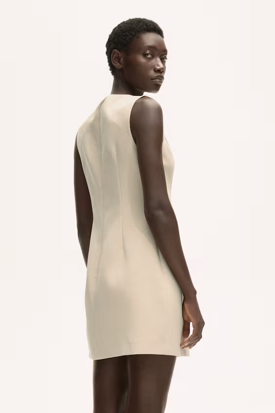 Платье облегающего силуэта