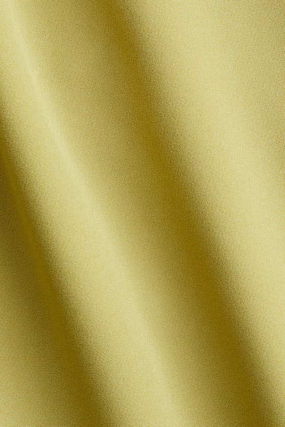 Платье прямого кроя