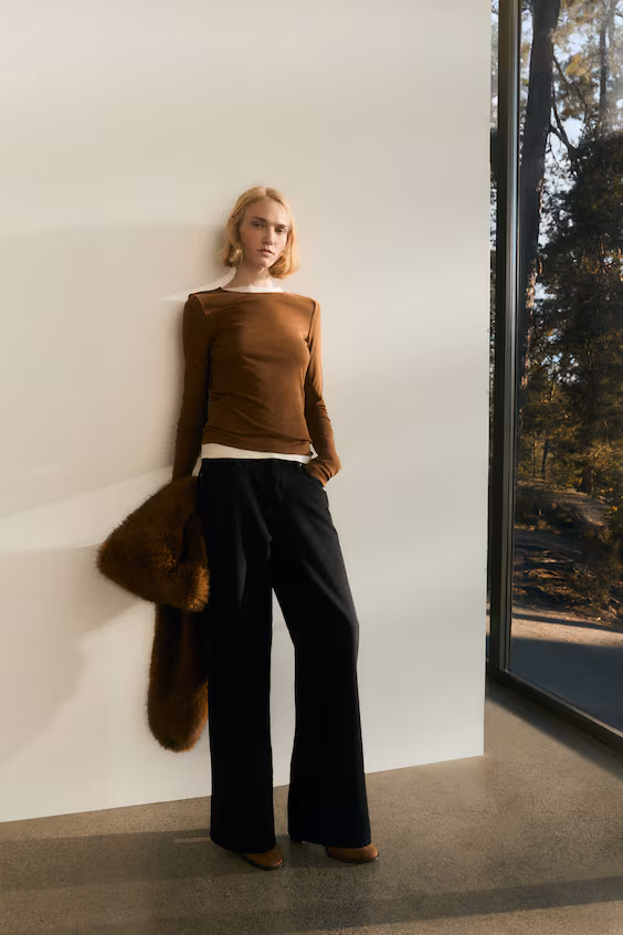 Широкие джинсы стандартной посадки