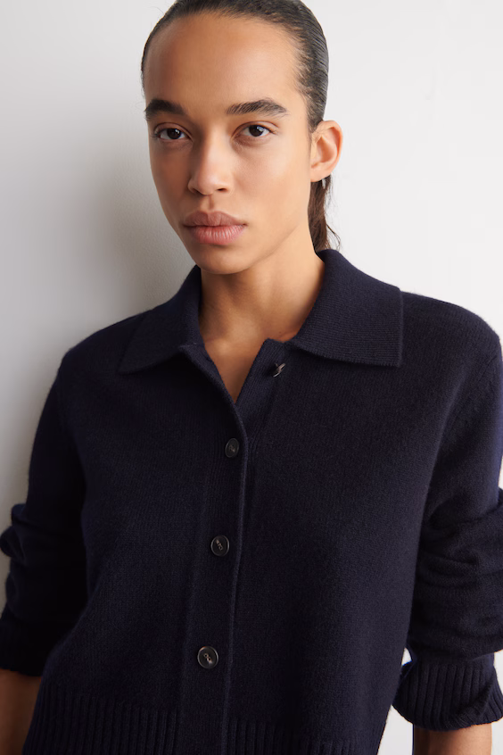 Кардиган из мериносовой шерсти с воротником