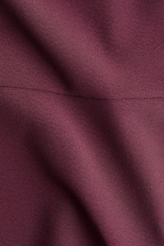 Свитер с баской