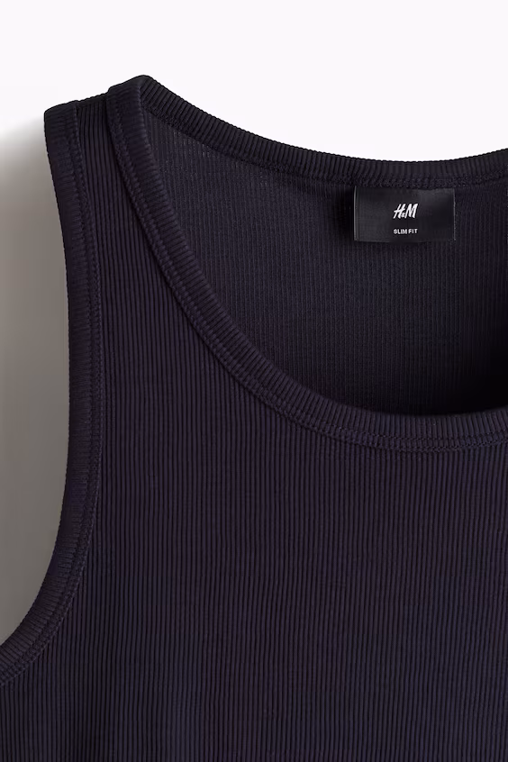 Топ без рукавов в рубчик slim fit