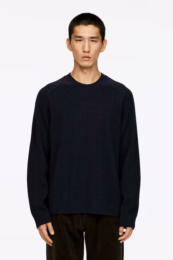 Свитер из шерсти ягненка с круглым вырезом