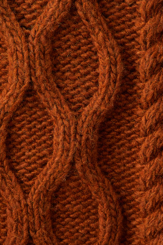 Свитер из шерстяной смеси с аранами