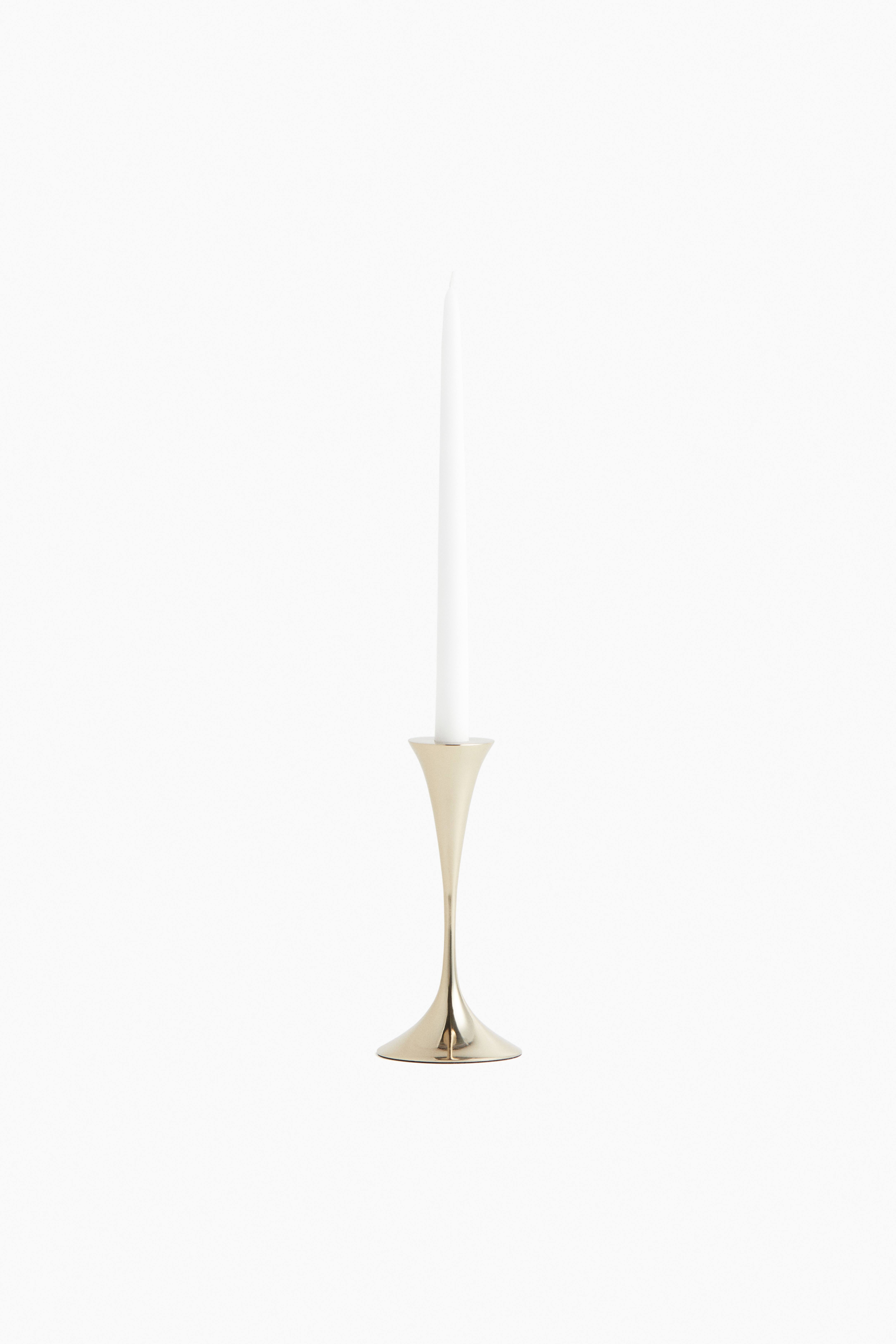 Маленький металлический подсвечник