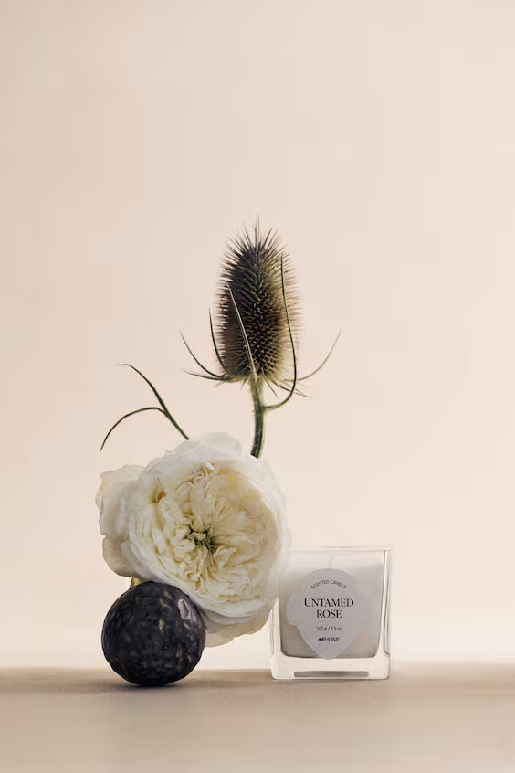 Ароматическая свеча в стекляном контейнере маленькая