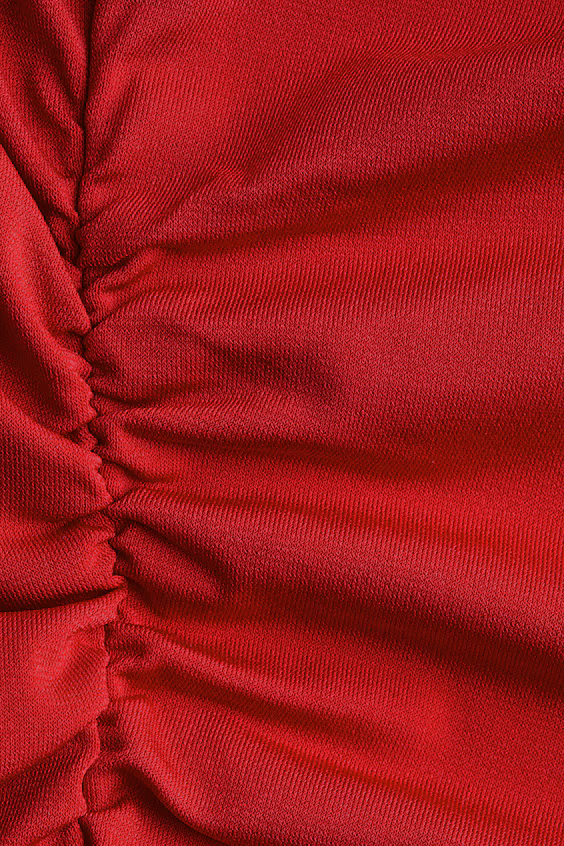 Платье с короткими рукавами