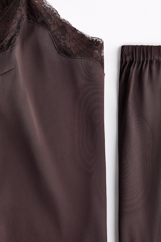 Пижама из атласа