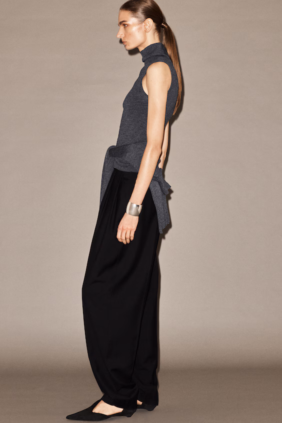 Брюки тюльпан плиссированные из шерстяной смеси