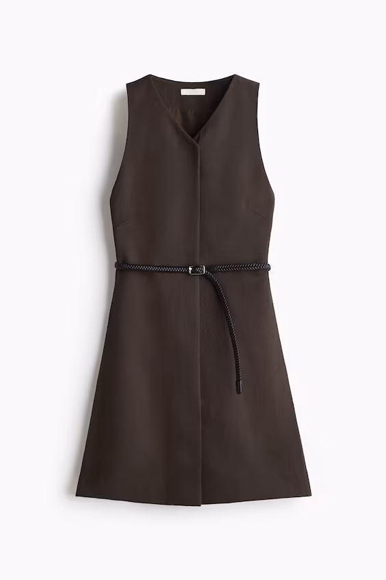 Платье с поясом