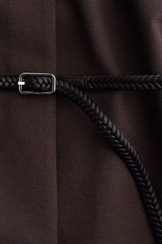 Платье с поясом