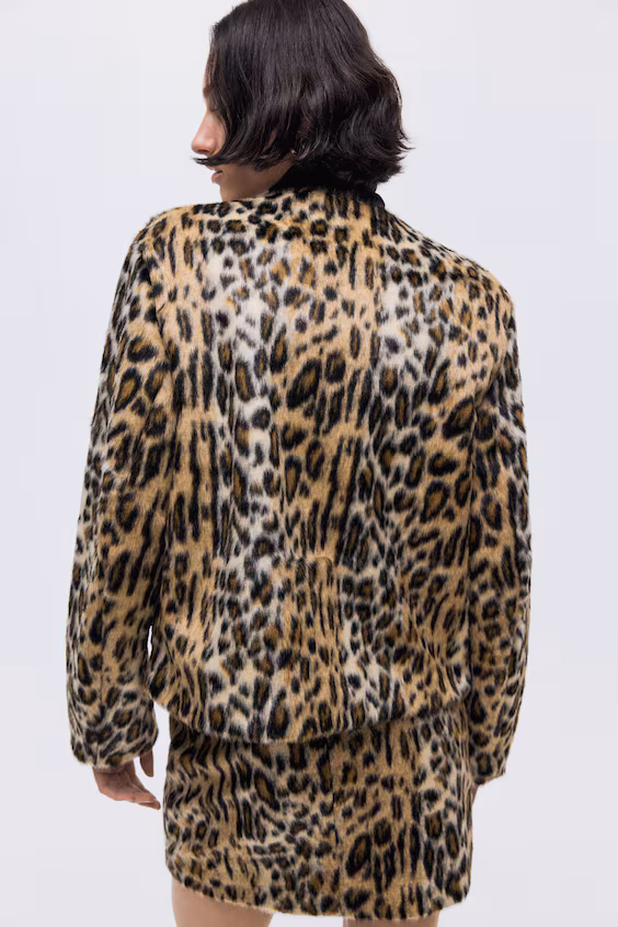 Пальто без воротника