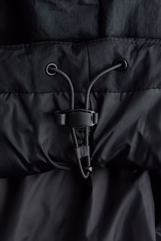 Пуховой водоотталкивающий спортивный пуховик