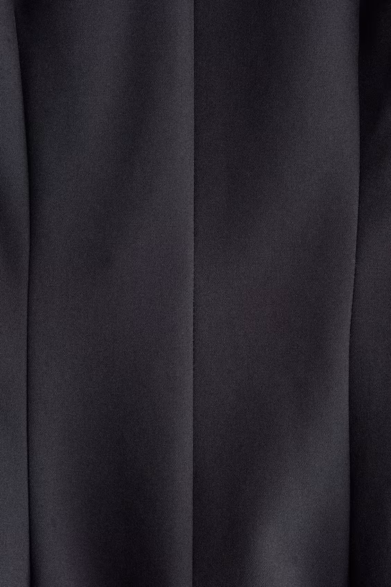 Платье с открытой спиной