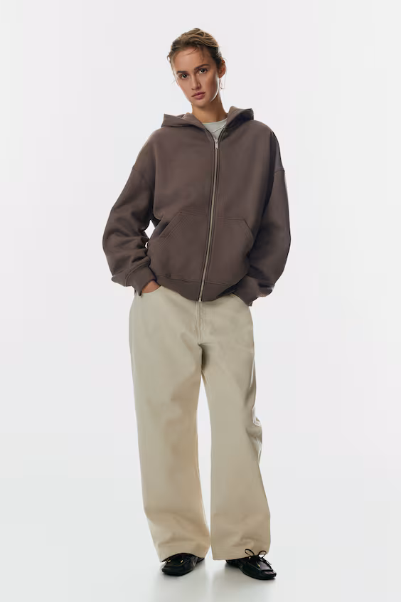 Куртка с капюшоном и молнией