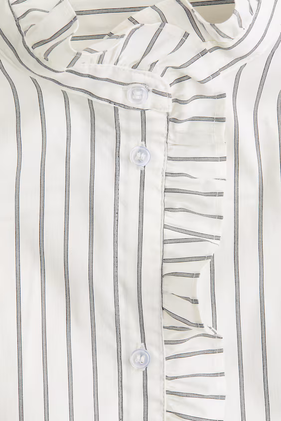 Блузка с оборками