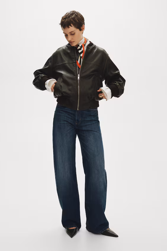 Широкие джинсы с высокой талией