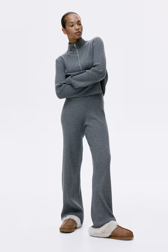 Широкие брюки из рубчикового трикотажа