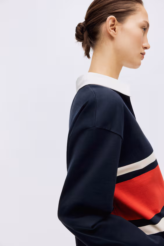 Длинный свитер в стиле регби