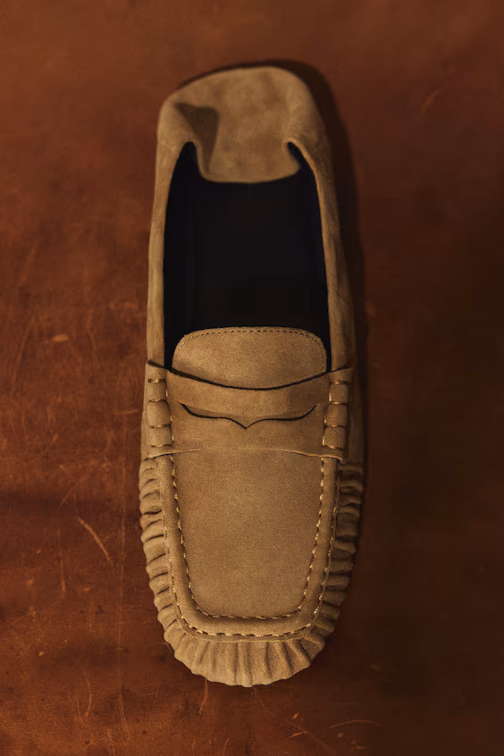 Лоферы из кожи