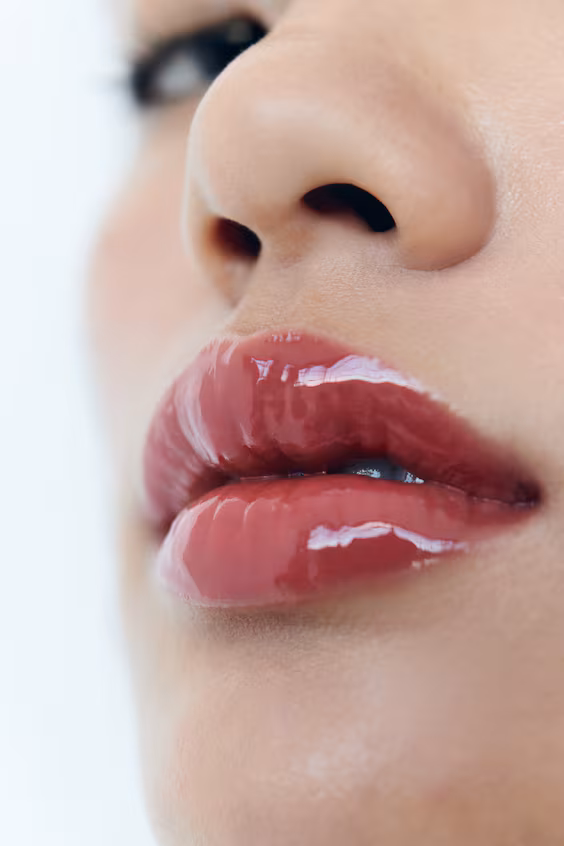 Глянцевый блеск для губ hyper gloss