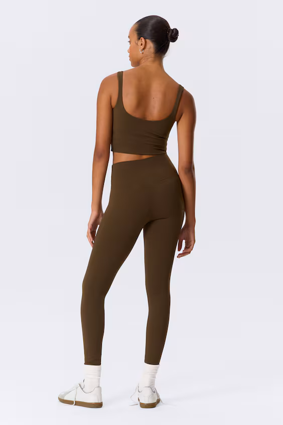 Спортивные леггинсы с высокой посадкой