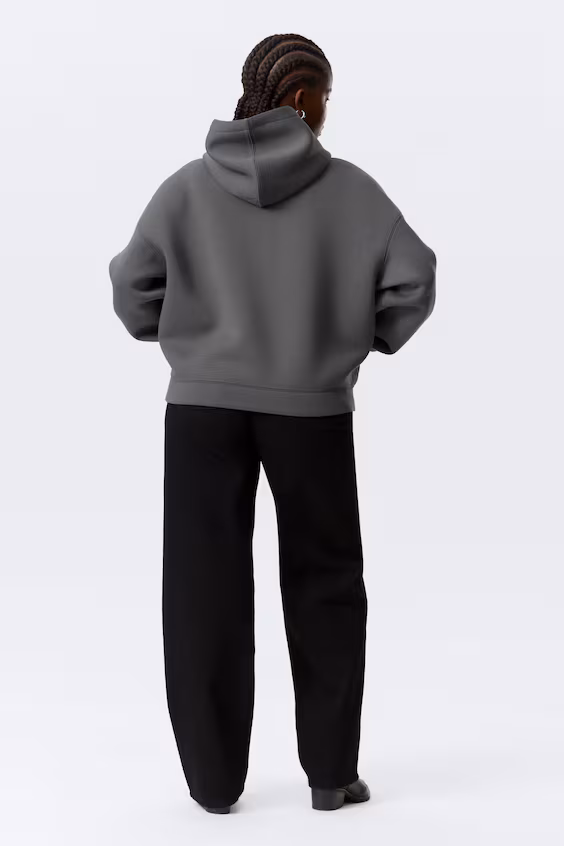 Оверсайзер с капюшоном и молнией