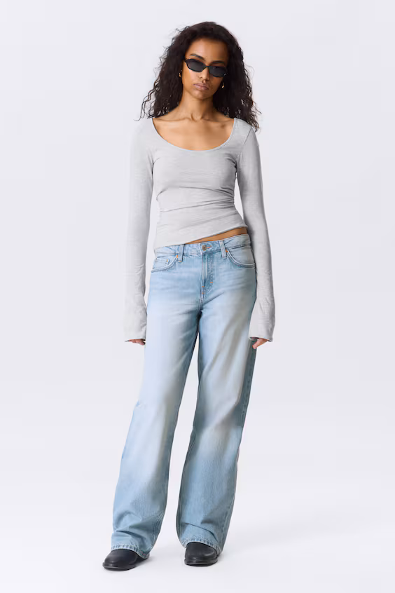 Облегающий топ с длинным рукавом и круглым вырезом