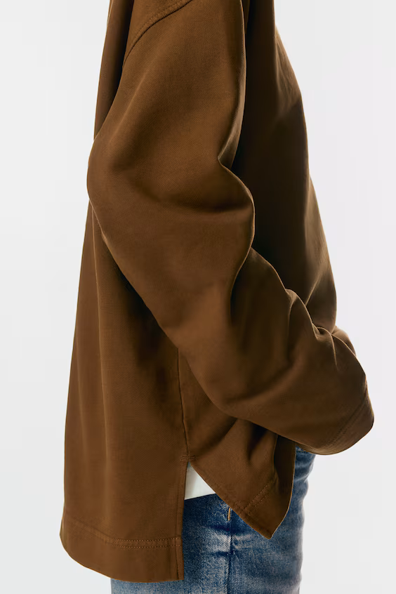 Свитшот с эффектом износа