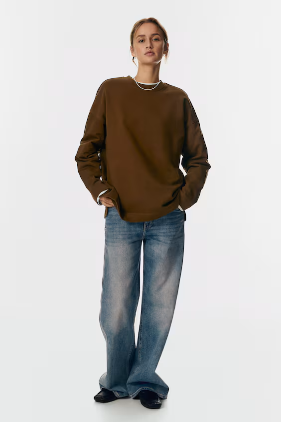 Свитшот с эффектом износа