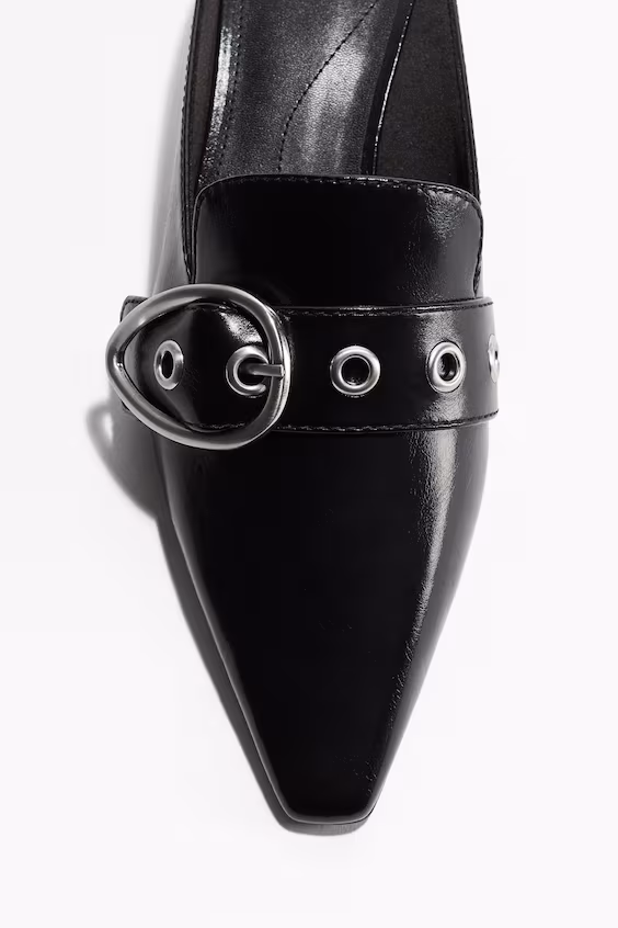 Туфли на каблуке-котенке