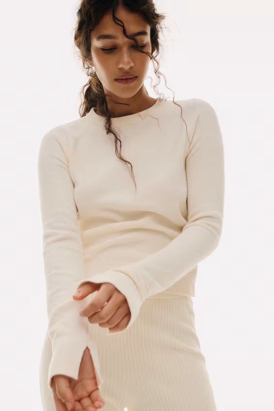 Облегающая свитер