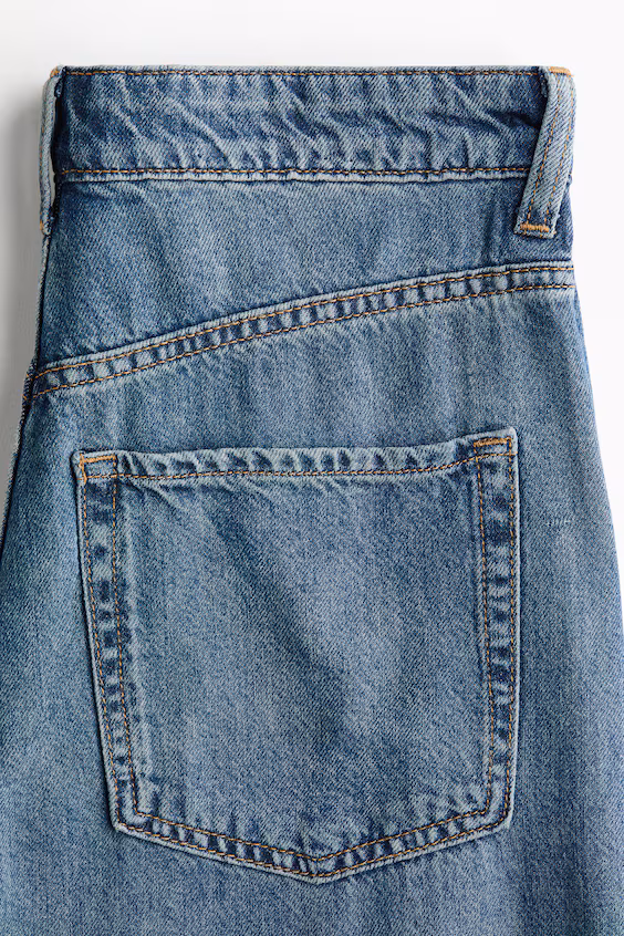 Джинсы с высокой посадкой прямого кроя