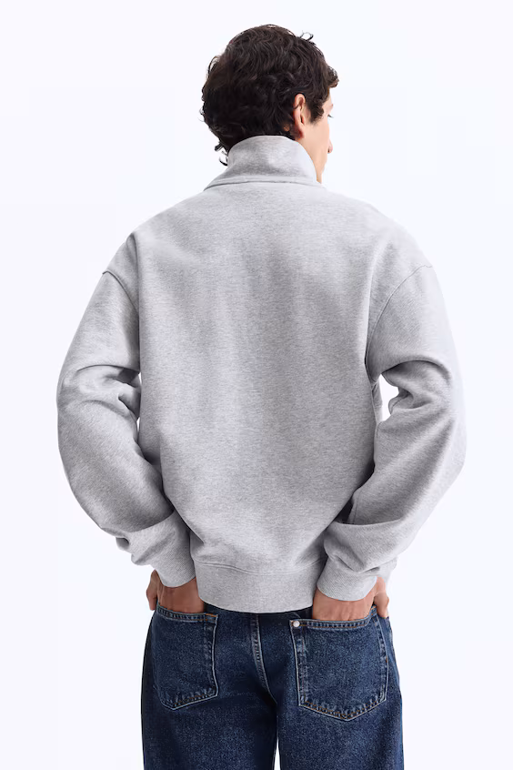 Толстовка с молнией комфортного кроя