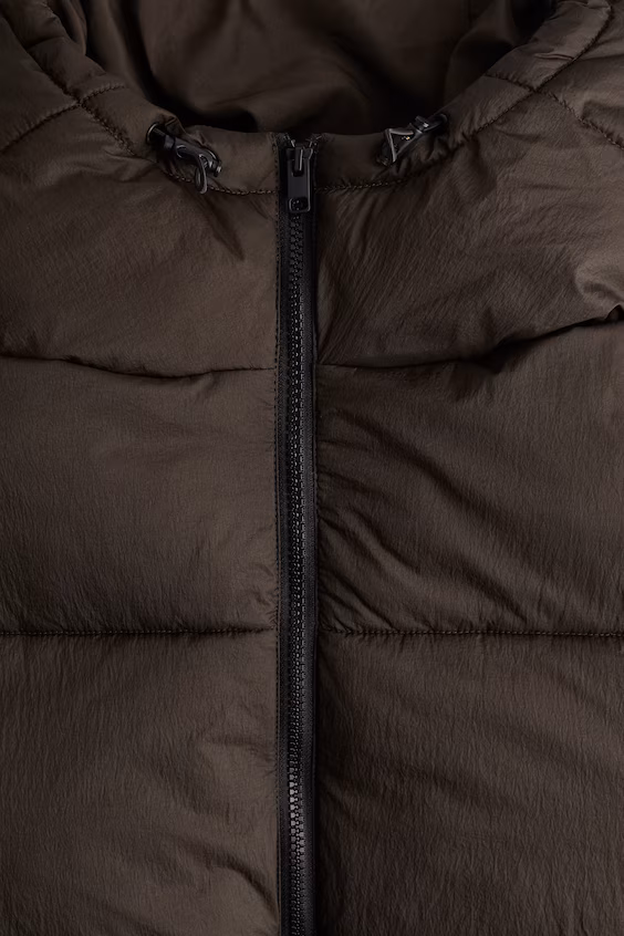 Свободный стеганый пуховик