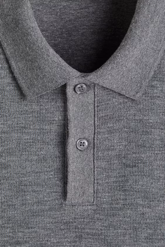 Поло облегающего силуэта