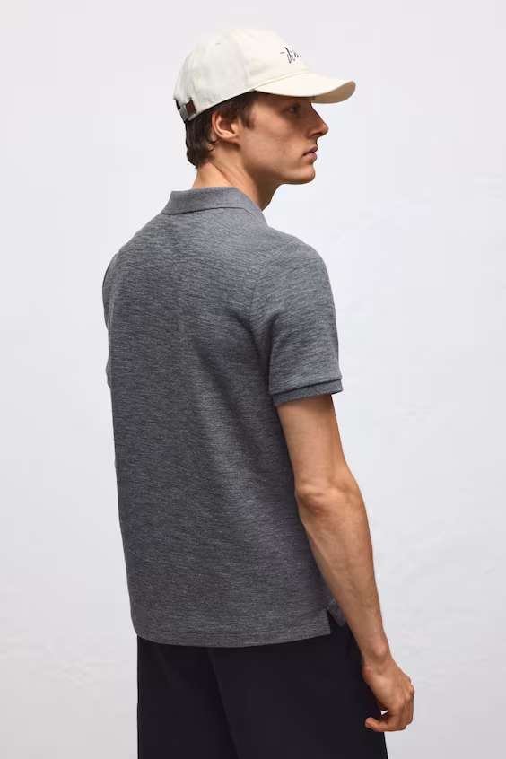 Поло облегающего силуэта