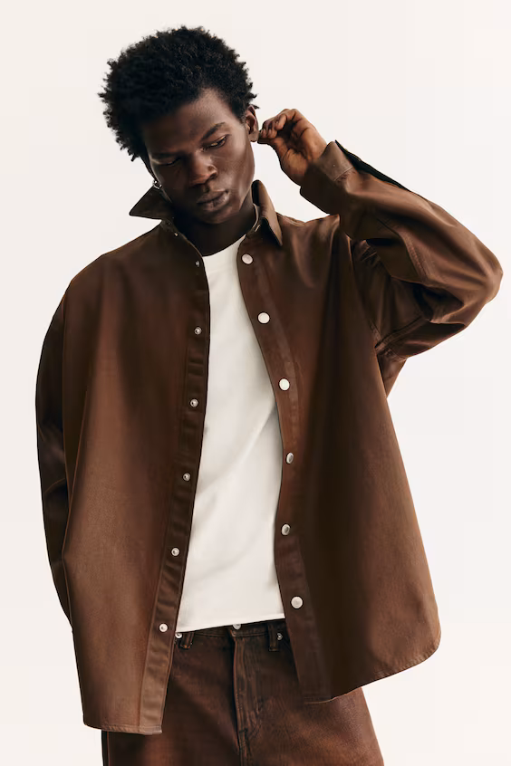 Джинсовая рубашка в свободном крое