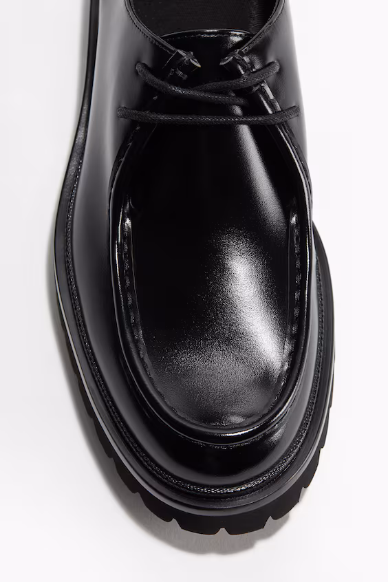 Массивные ботинки