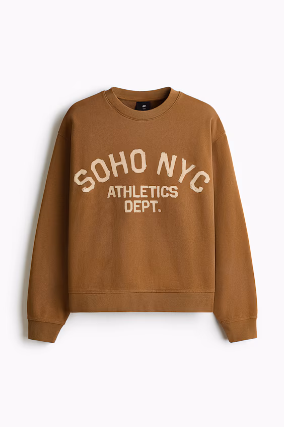 Толстовка с принтами, свободного кроя