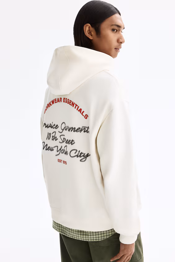 Толстовка с капюшоном и принтами, свободного кроя