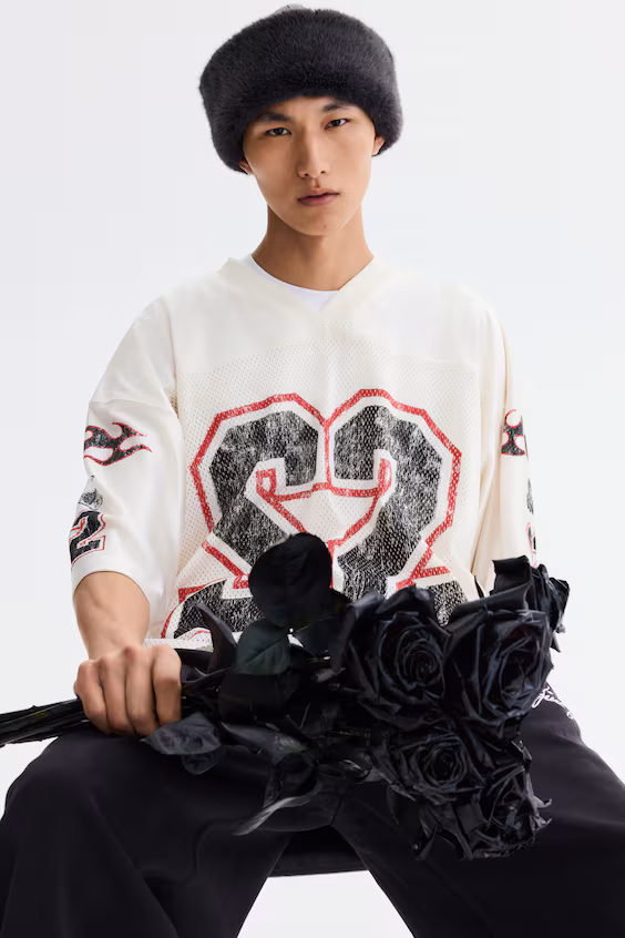 Футболка из сетки с принтом оверсайз