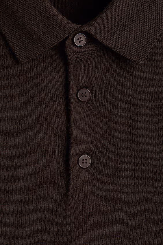 Поло из мериносовой шерсти с классическим кроем