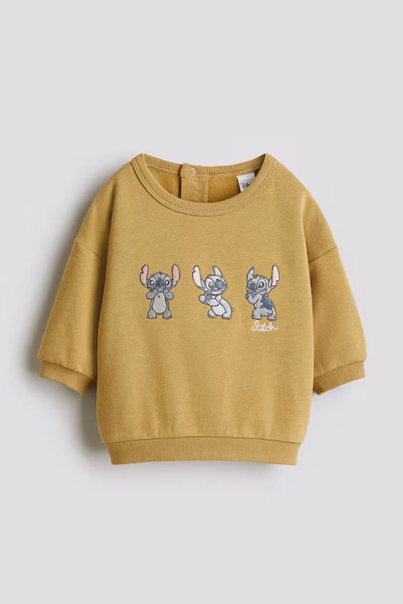 Свитшот с рисунком и флисовой подкладкой