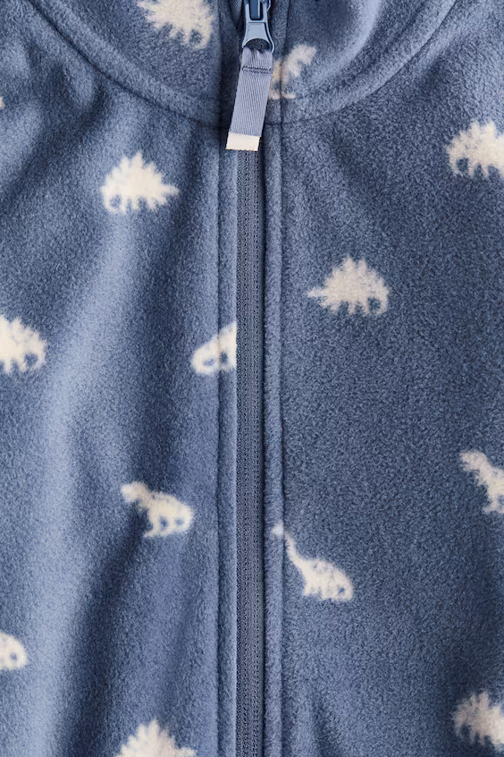 Поларовая куртка