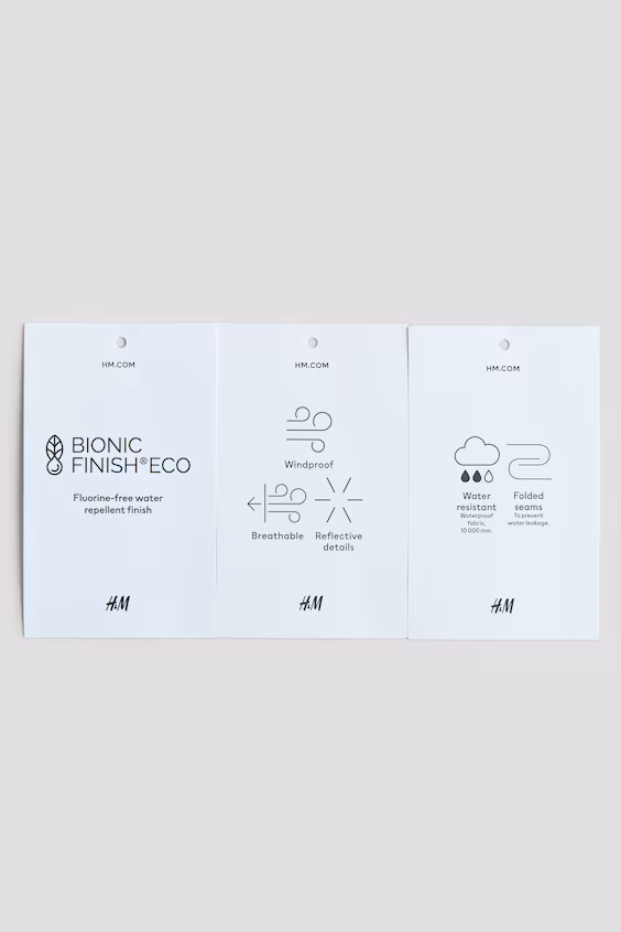 Ветровка из водостойкого материала