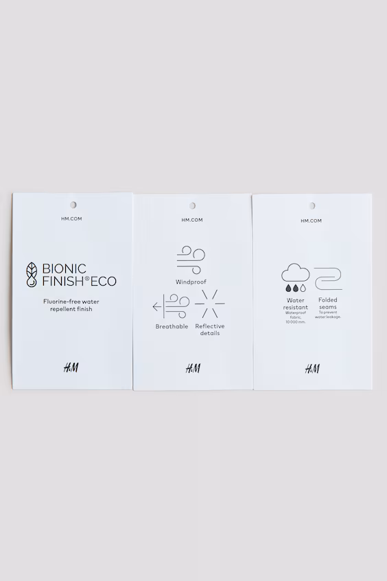 Ветровка из водостойкого материала